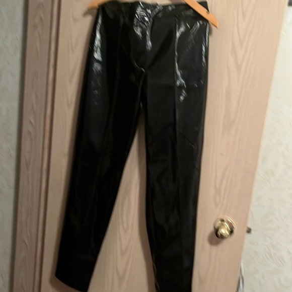Black shiny leather looking pants. Made by only - Picture 1 of 7